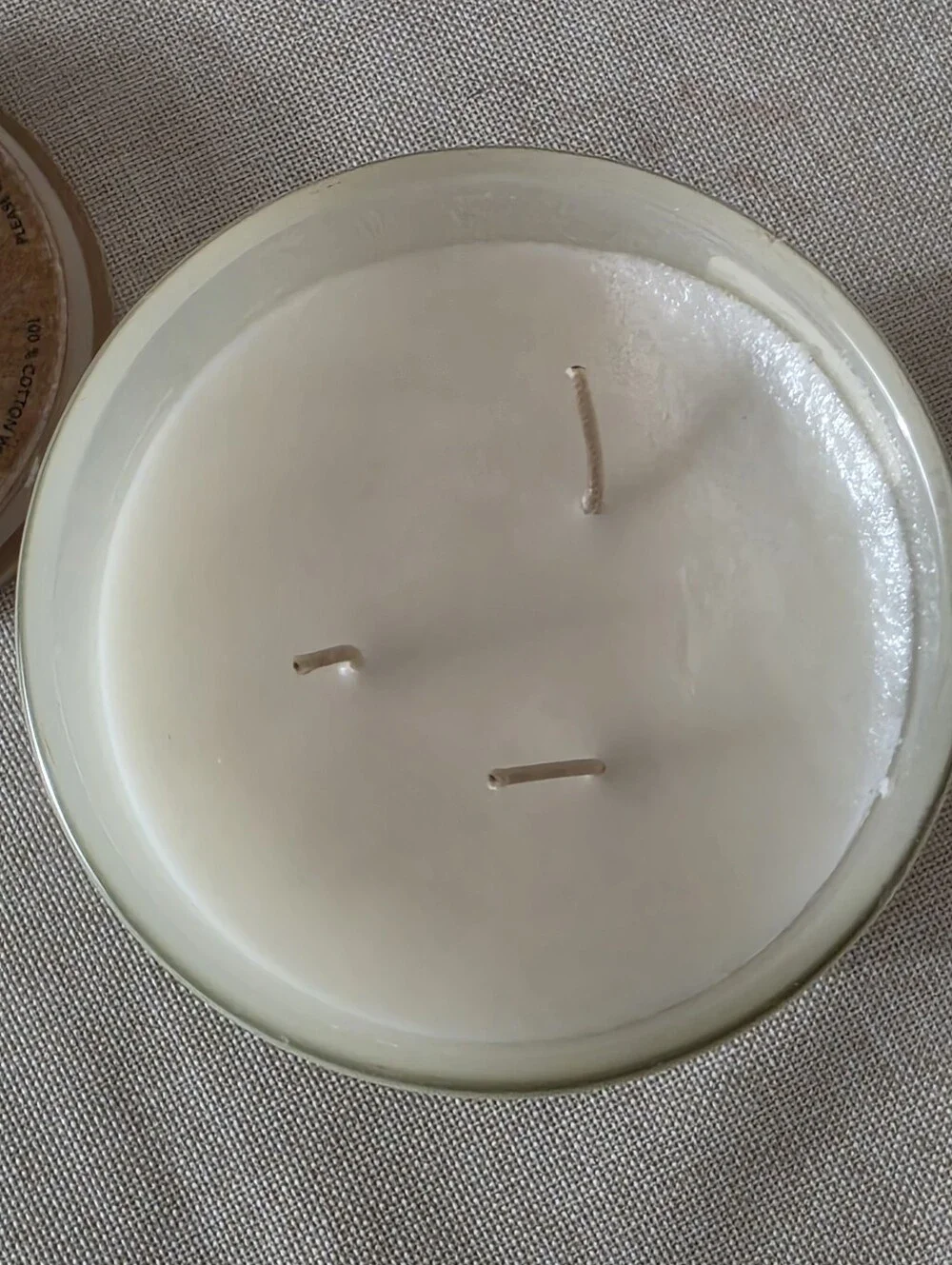 SAND + FOG Vanilla Marshmallow Carmel Scented Candle - White 21 oz New